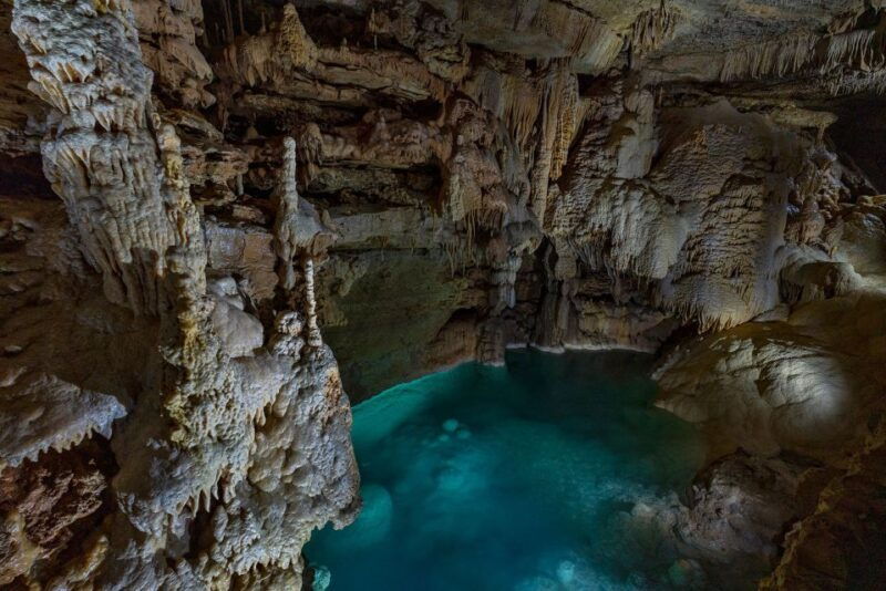san-antonio-discovery-tour-at-natural-bridge-caverns