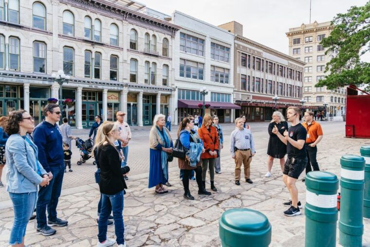 san-antonio-ghosts-and-dark-history-guided-walking-tour