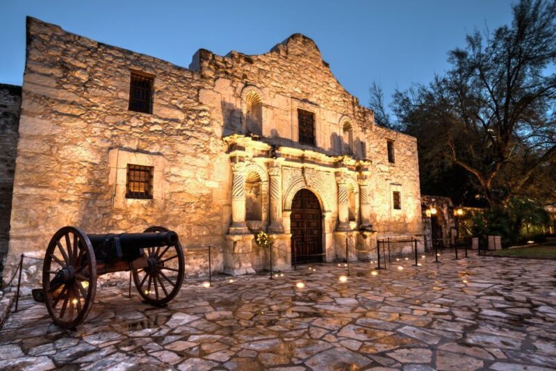 San Antonio: Guided Haunted Pub Crawl - FAQ