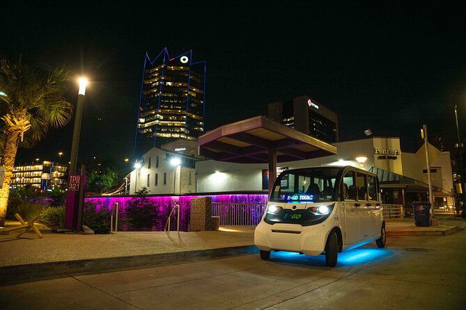 san-antonio-night-sightseeing-tourriverwalk-boat-cruise-tower
