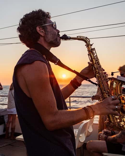 San Antonio: Sunset Boat Tour with Live Music & Drinks - Key Points
