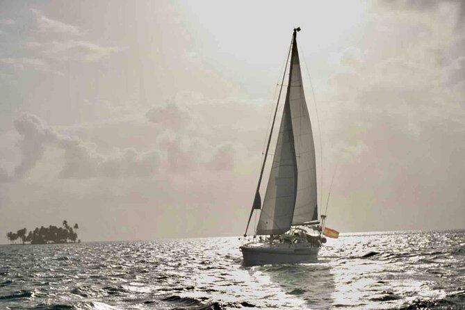 san-blas-private-sailboat-island-hopping-3-days-2-nights