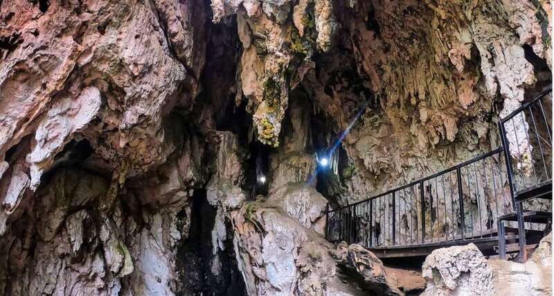 san-cristobal-arcotete-rancho-nuevo-caves-day-trip