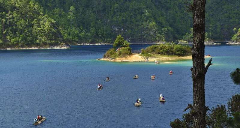 san-cristobal-de-las-casas-montebello-lakes-chiflon-trip
