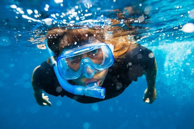 san-cristobal-galapagos-360-snorkeling-tour-kicker-rock