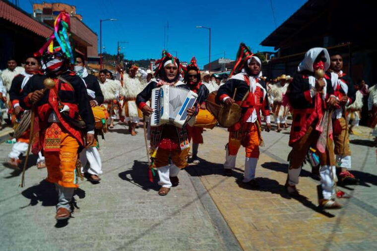 san-cristobal-zinacantan-and-san-juan-chamula-tour