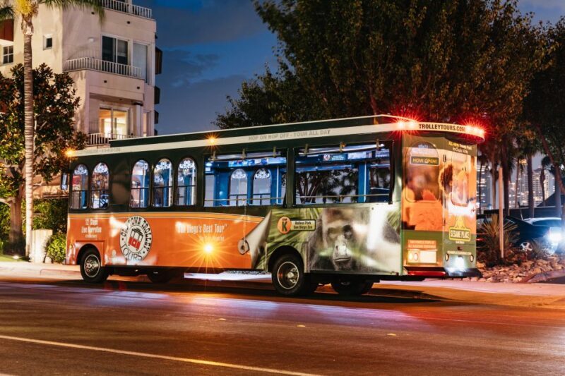San Diego: City Lights Night Trolley Tour - An In-Depth Look at the Experience