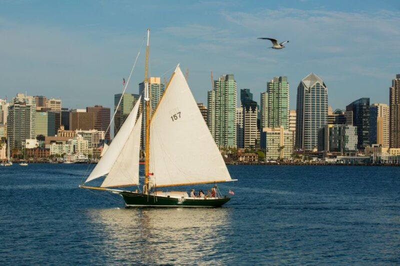 san-diego-classic-yacht-sailing-experience