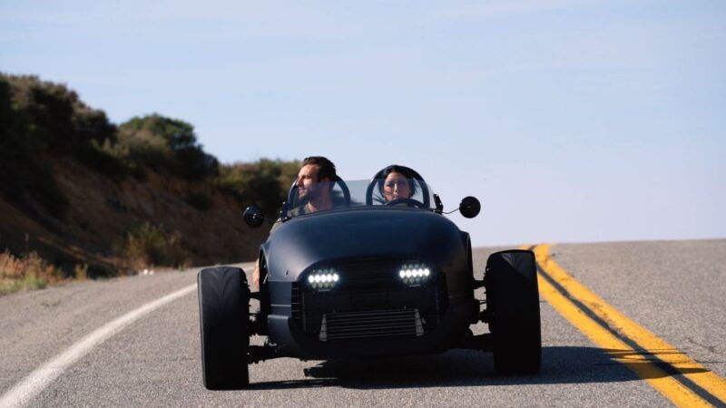 san-diego-driving-day-tour-with-gocar-luxury