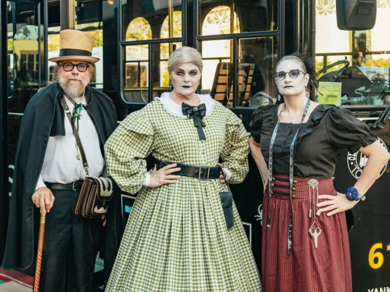 san-diego-ghosts-gravestones-trolley-tour