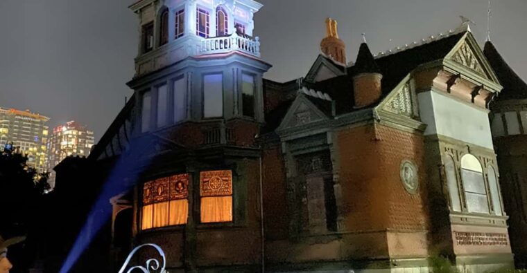 san-diego-haunted-ghost-tour-by-bus