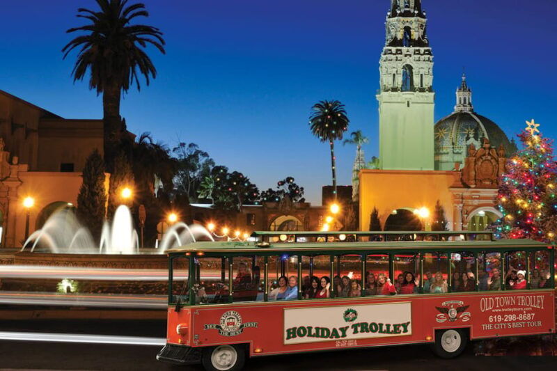 san-diego-holiday-lights-and-sights-trolley-tour