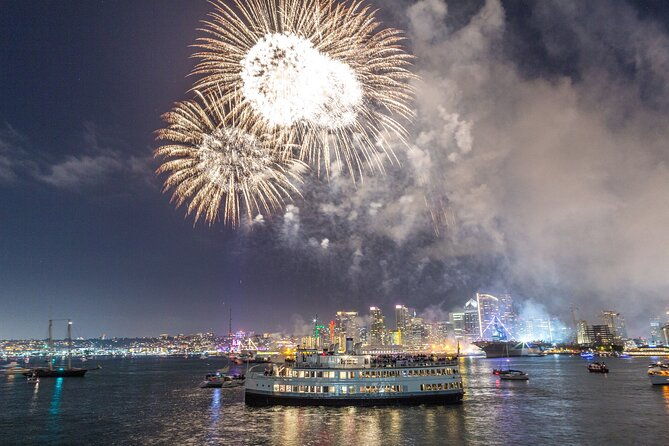 san-diego-new-years-eve-plated-dinner-cruise