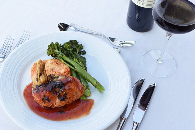 san-diego-new-years-eve-plated-dinner-cruise
