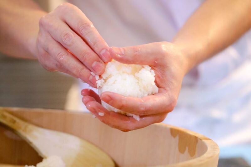 san-diego-sushi-rolling-101-with-chef-krong