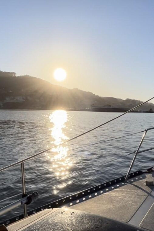 san-francisco-2hr-sunset-sailing-experience-on-sf-bay