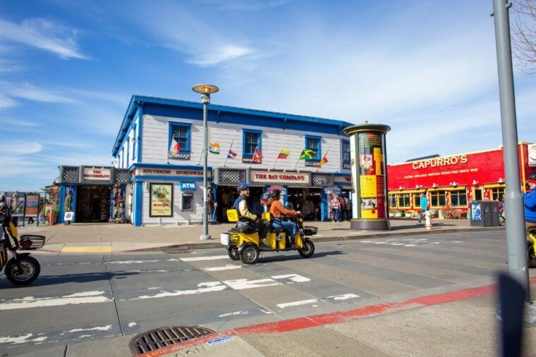 san-francisco-electric-scooter-rental-with-gps-storytelling