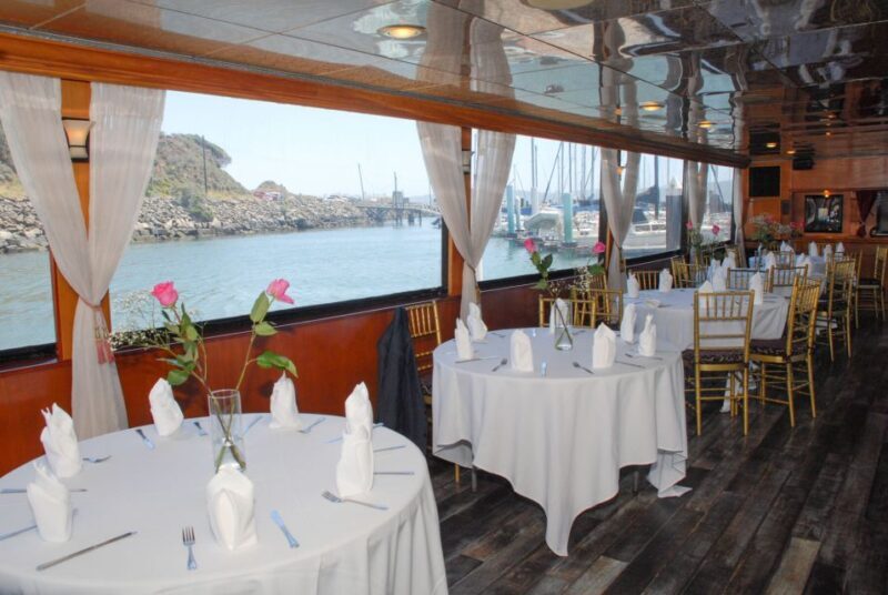 San Francisco: Empress Yacht New Year's Eve Party Cruise - An In-Depth Look at the Empress Yacht New Year’s Eve Party Cruise