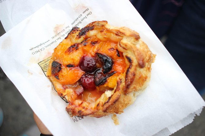 san-francisco-food-tour-ferry-building-and-ferry-plaza-farmers-market