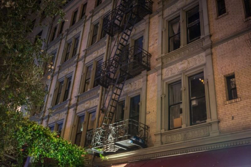 san-francisco-ghosts-gold-and-ghouls-tour