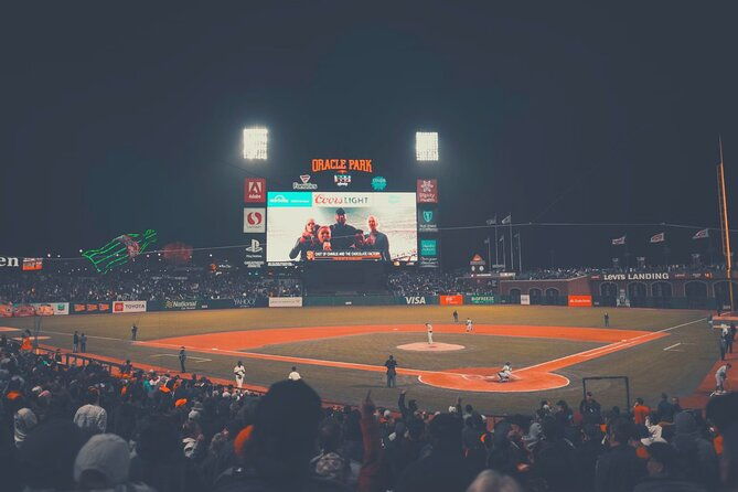 san-francisco-giants-baseball-game-at-oracle-park