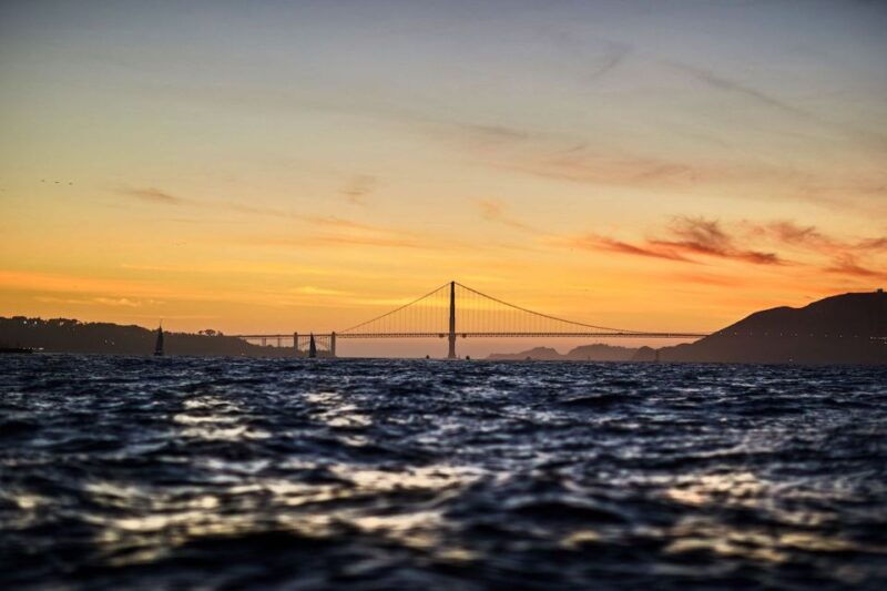 san-francisco-golden-gate-bridge-and-bay-sunset-cruise