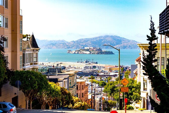 san-francisco-local-fashion-shopping-tour-with-a-stylist