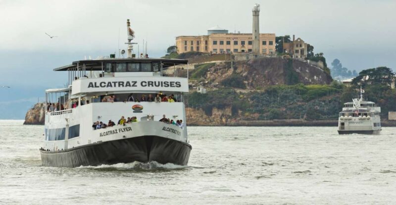 San Francisco Morning City Tour & Afternoon Alcatraz Ticket - Morning: A Guided San Francisco City Tour