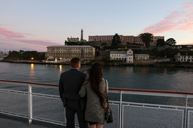 san-francisco-signature-dinner-cruise-2