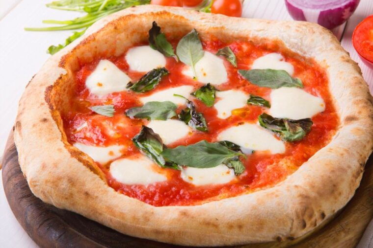 san-gimignano-2-hour-pizza-class-wine-tasting