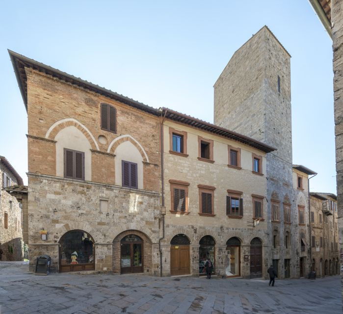 san-gimignano-campatelli-home-and-tower-visit