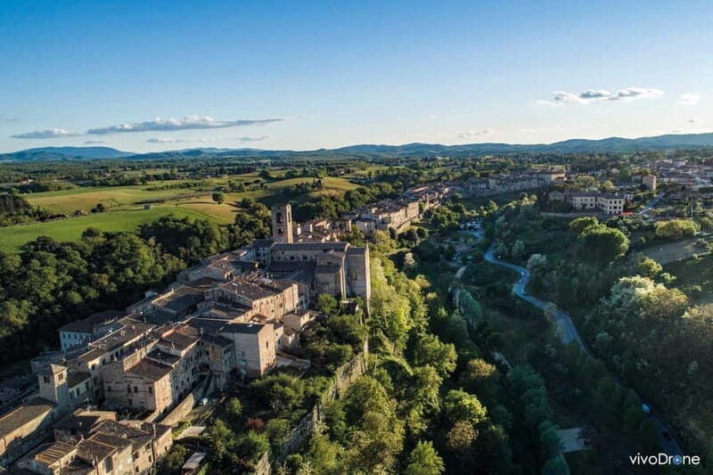 San Gimignano: Drone Tour video in tuscany - A Closer Look at the Drone Experience in Tuscany