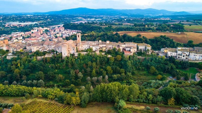 San Gimignano: Drone Tour video in tuscany - The Itinerary Breakdown