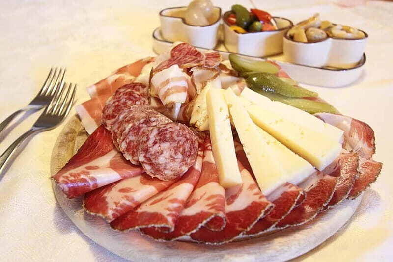 San Gimignano: Tasting of Tuscan Wines and Cheeses - Price and Value