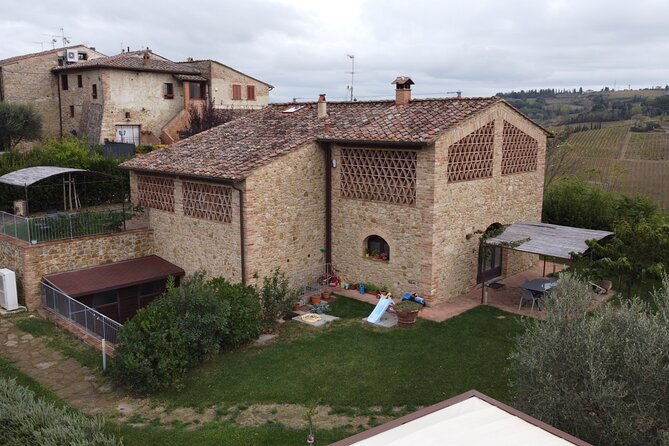 san-gimignano-vineyard-and-cellar-tour-with-wine-tasting
