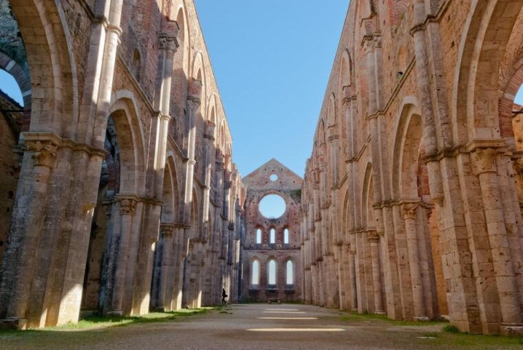 san-gimignano-volterra-st-galgano-abbey-small-group-tour