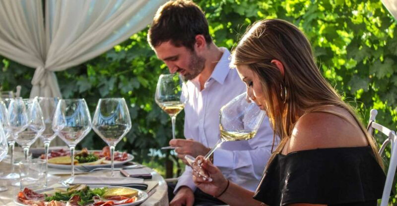 san-gimignano-wine-and-oil-tasting-with-tuscan-appetizers