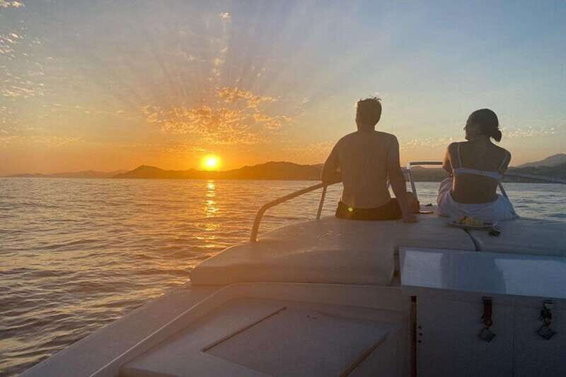 San José del Cabo: Private Sunset Cruise - FAQs