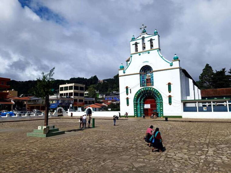 san-juan-chamula-zinacantan-indigenous-villages-tour