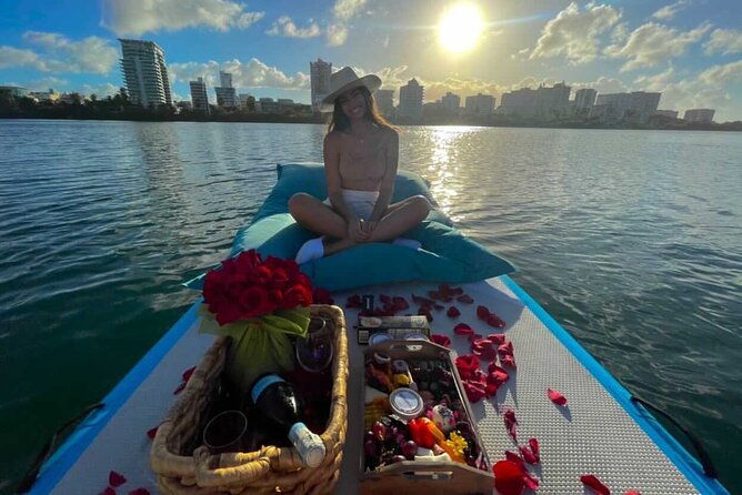 san-juan-private-floating-picnic-experience-in-condado-lagoon