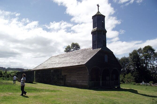san-juan-tenaun-colo-aucar-island-of-navigating-souls