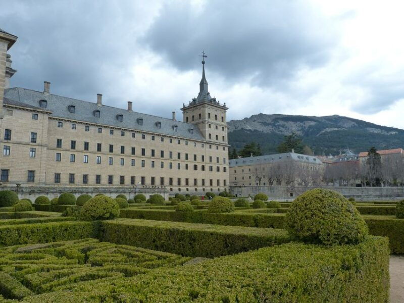 san-lorenzo-de-el-escorial-monastery-and-site-guided-tour