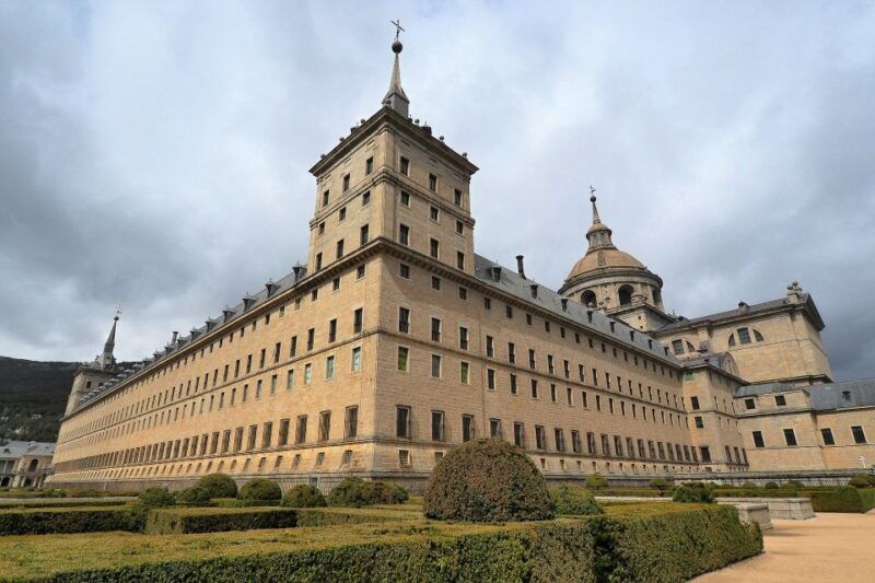 san-lorenzo-de-el-escorial-monastery-and-site-guided-tour