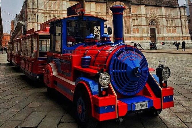 san-luca-experience-tour-skip-the-line-and-food-tasting