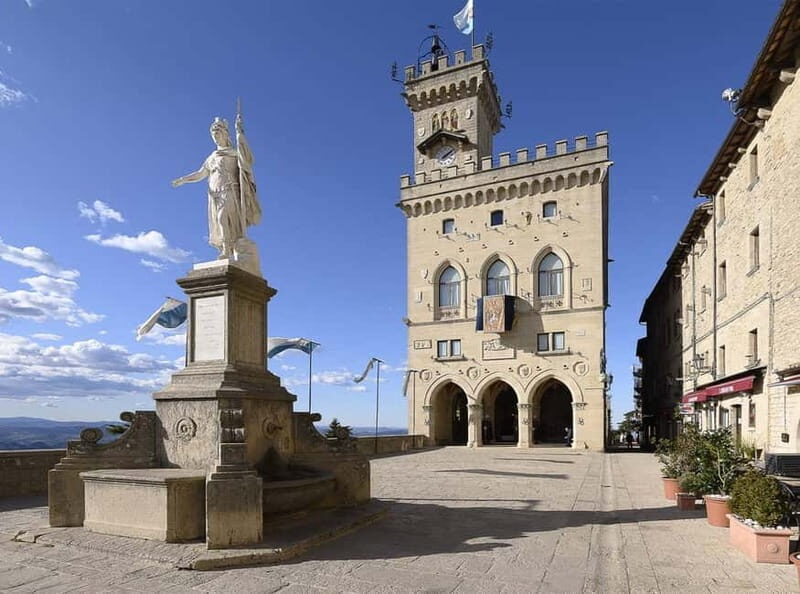 San Marino: Private City Tour + Wonder Welcome KIT - Discover San Marino in a One-Hour Private Tour