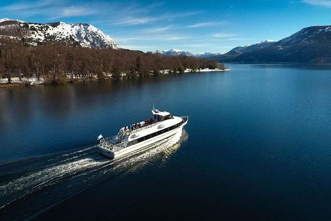 san-martin-de-los-andes-lakes-and-waterfalls-boat-trip