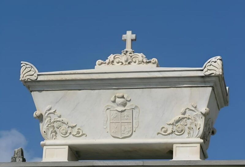 san-miguel-cemetery-tour-of-malaga