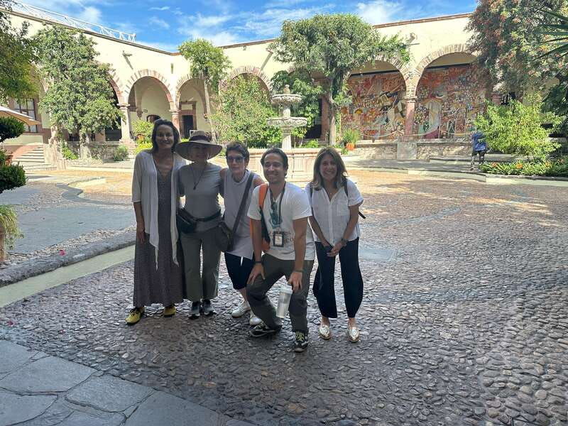 san-miguel-de-allende-walking-tour-with-certified-guide
