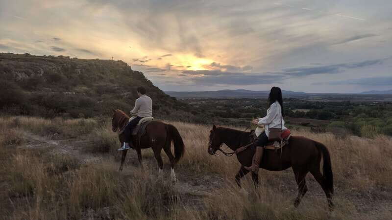 San Miguel: Romantic Horseback Riding at Sunset - The Romantic Candlelit Dinner