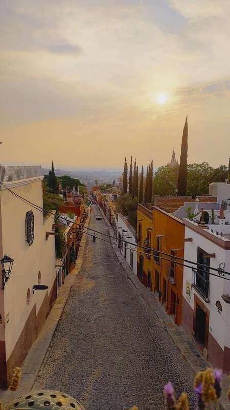 san-miguel-sunset-walking-tour
